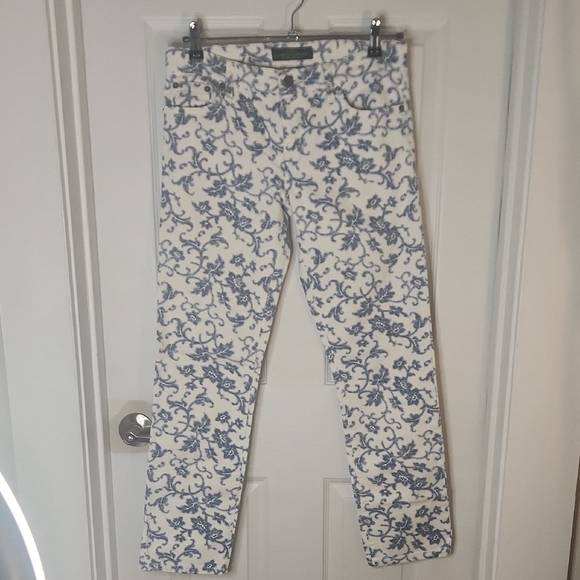 Lauren Ralph Lauren Denim - Lauren Ralph Lauren White Jeans with Blue Floral Pattern